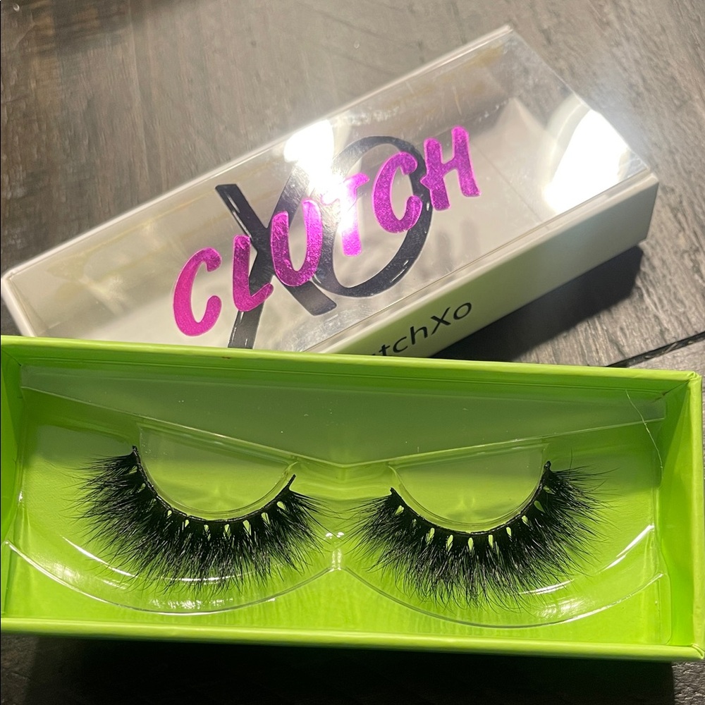 Mink Strip Lashes- Fetch